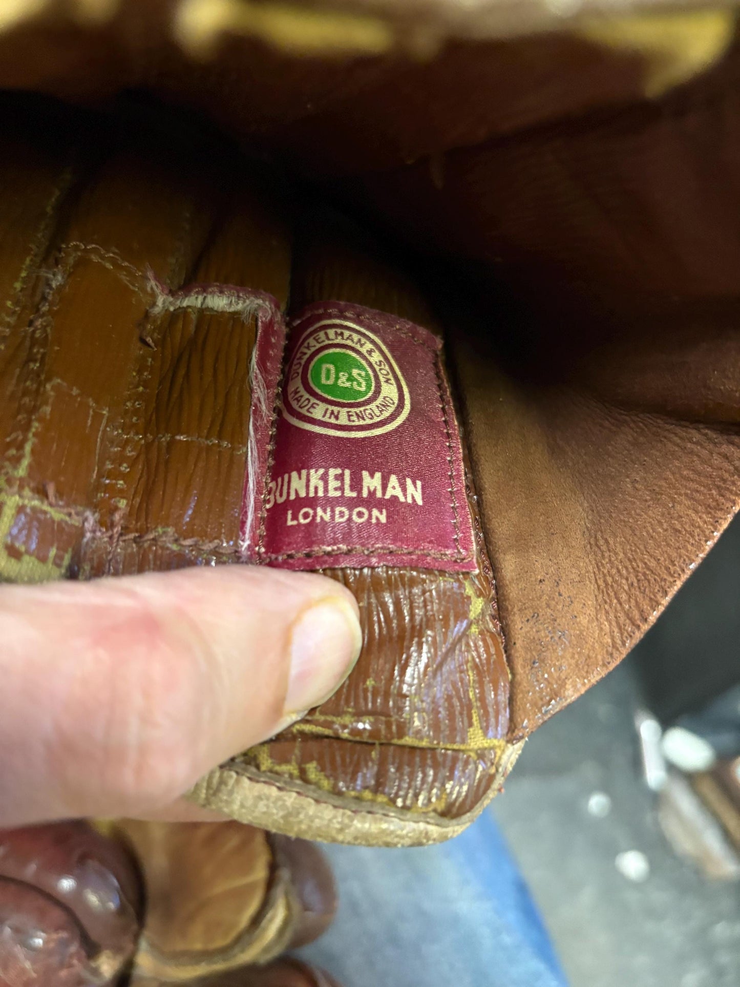 Beautiful antique English made leather  hockey gloves in good used condition - 13 x 6 wide  amazing sports memorabilia