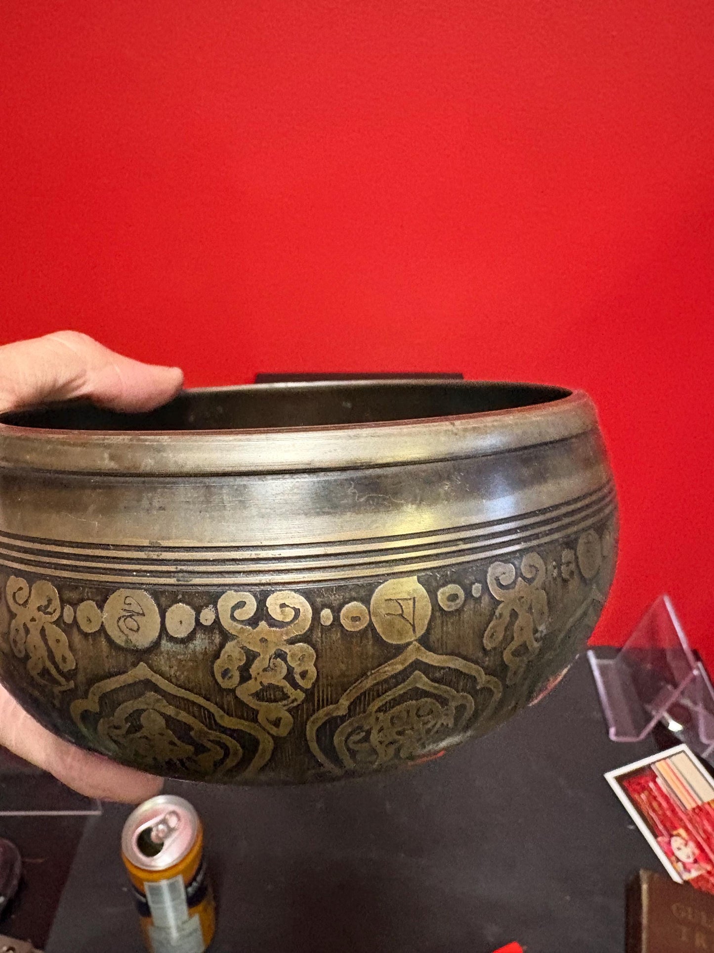 Stunning museum quality ancient 18th century Tibetan singing bowl with fabulous patina and oxidization  - wonderful detail 8 x 3 high - wow