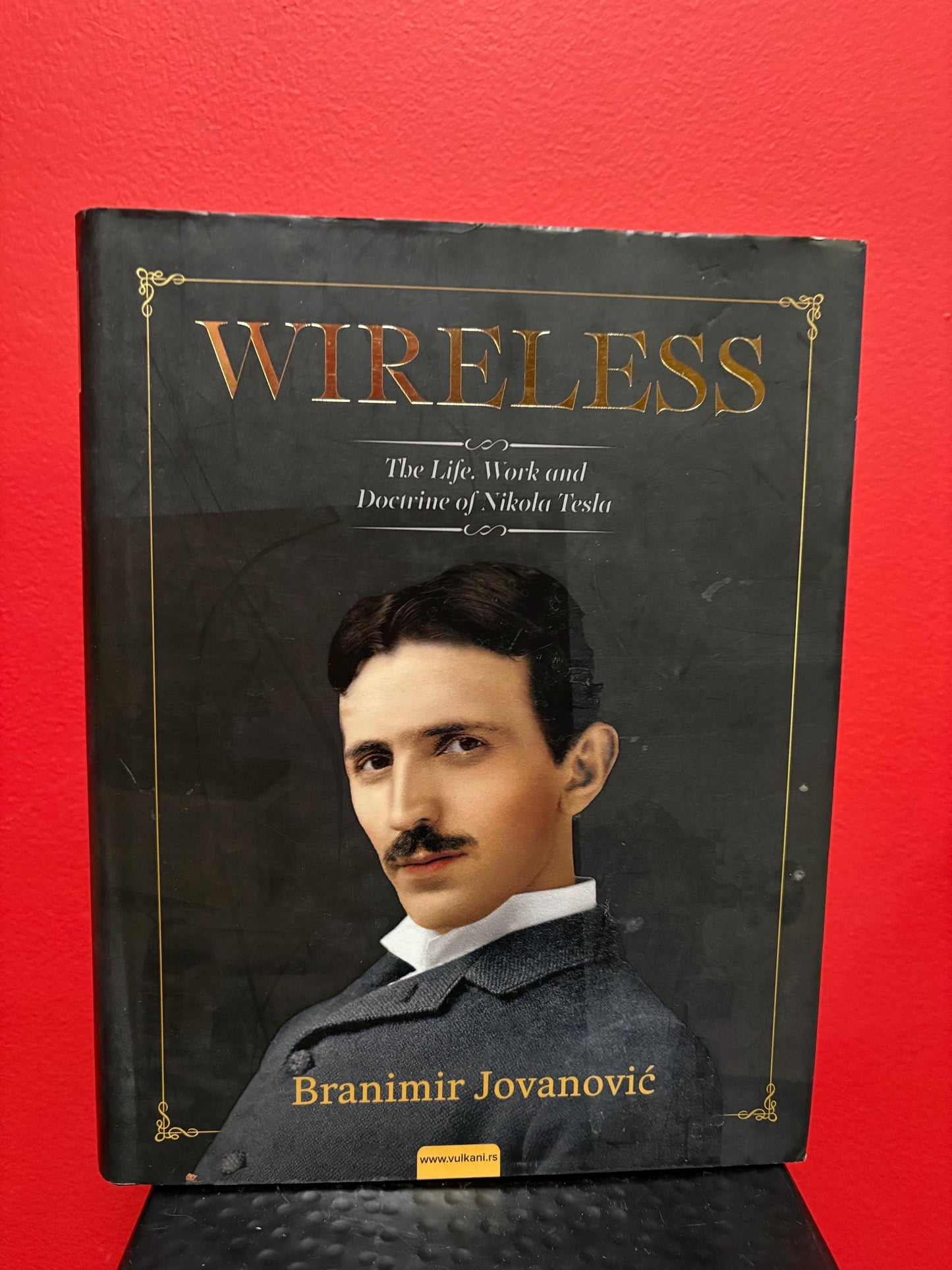 Fancy book entitled Wireless  - the life work and doctrine of NIKOLA TESLA  wonderful pictures  great reading and great gift