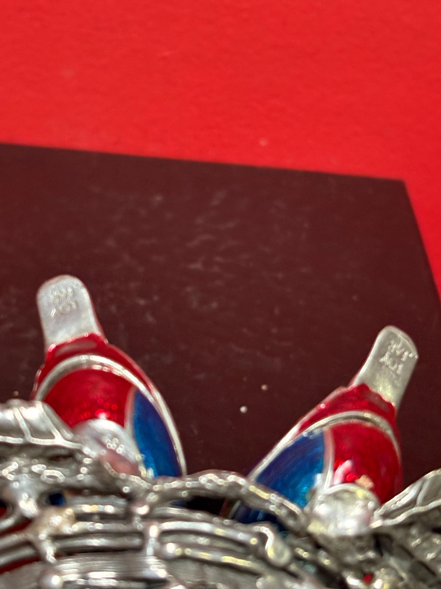 Stunning 6 x 2 high and tested silver and enamel signed Birds nest bowl with amazing detail