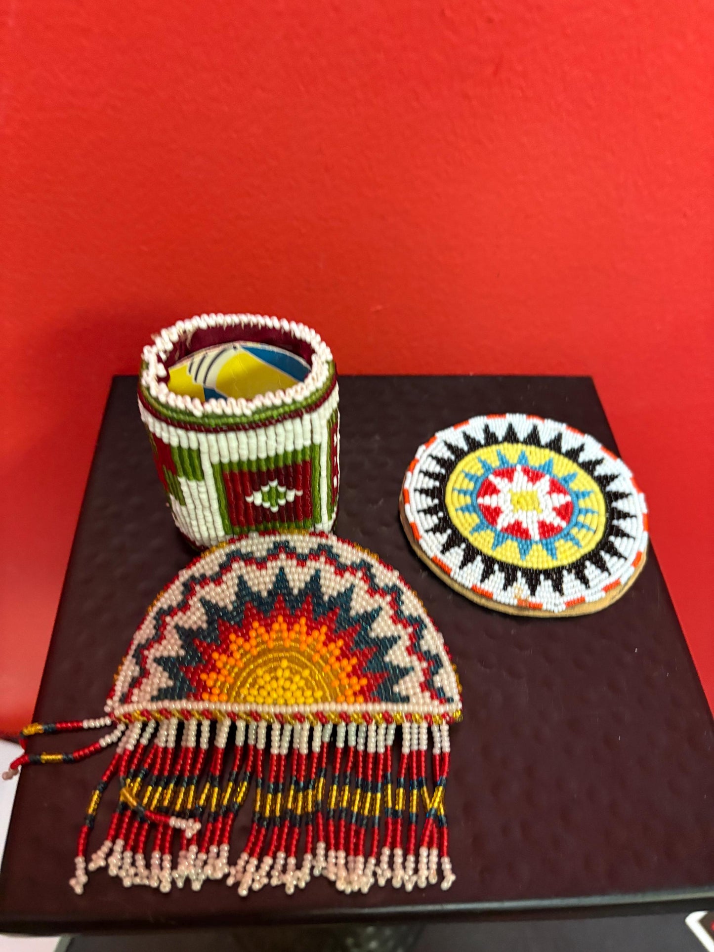 Small lot of indigenous first nations, Canadian beaded pieces