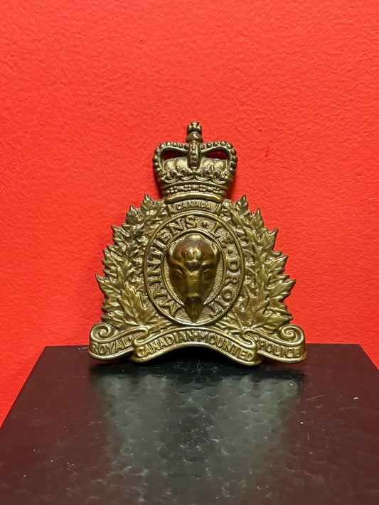 5 1/2 inch tall RCMP vintage royal Canadian mount police plaque  bronze