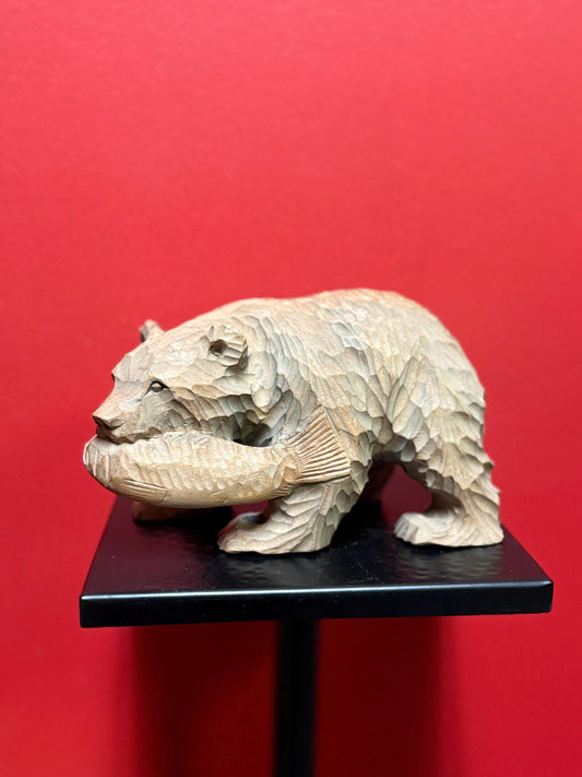 Antique Canadian carved wooden bear with salmon in mouth  7 1/2 x 4 high  nice detail  perfect gift