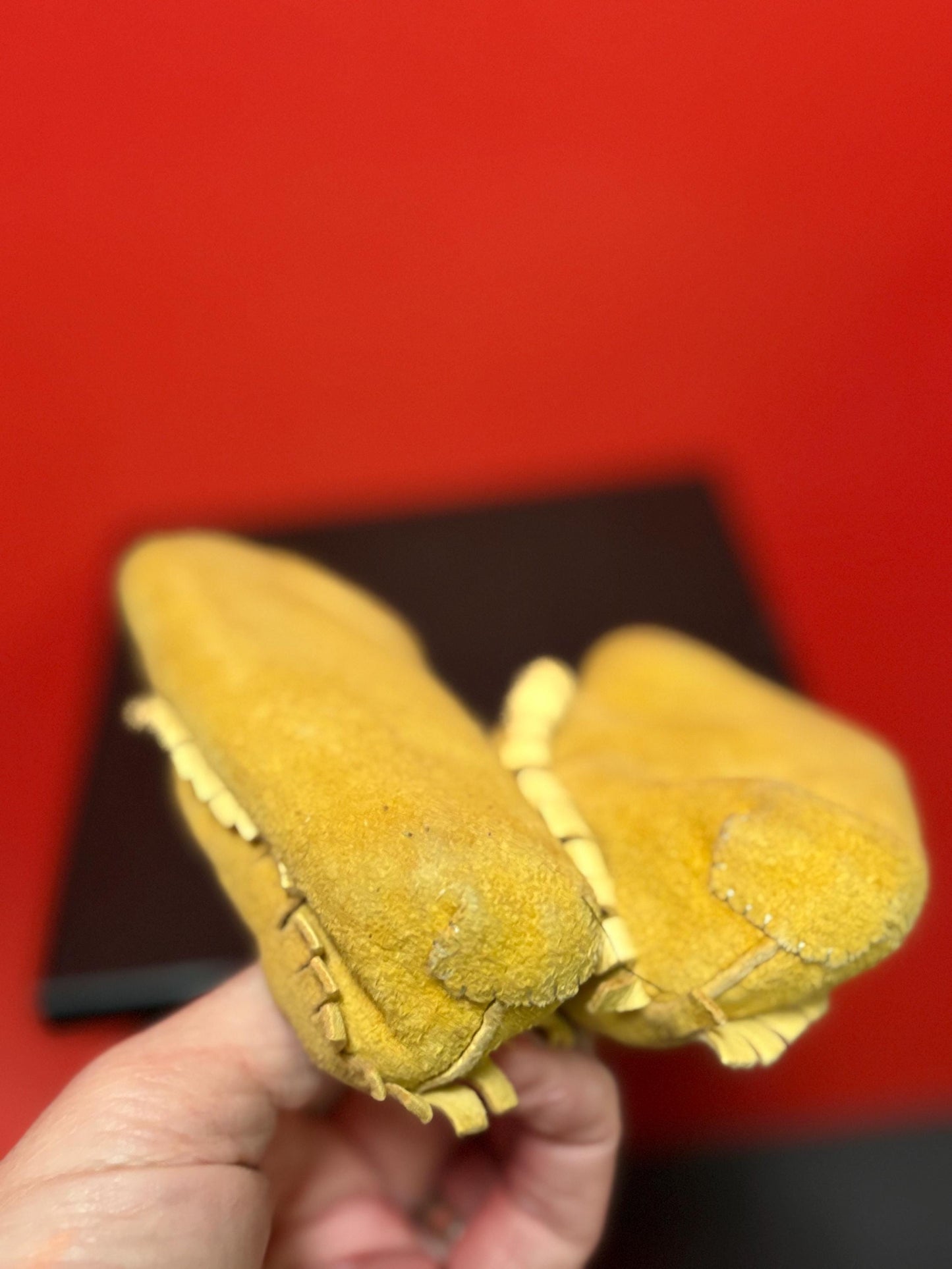 6 inch long leather beaded indigenous First Nations pacific  north West Coast moccasins nice condition