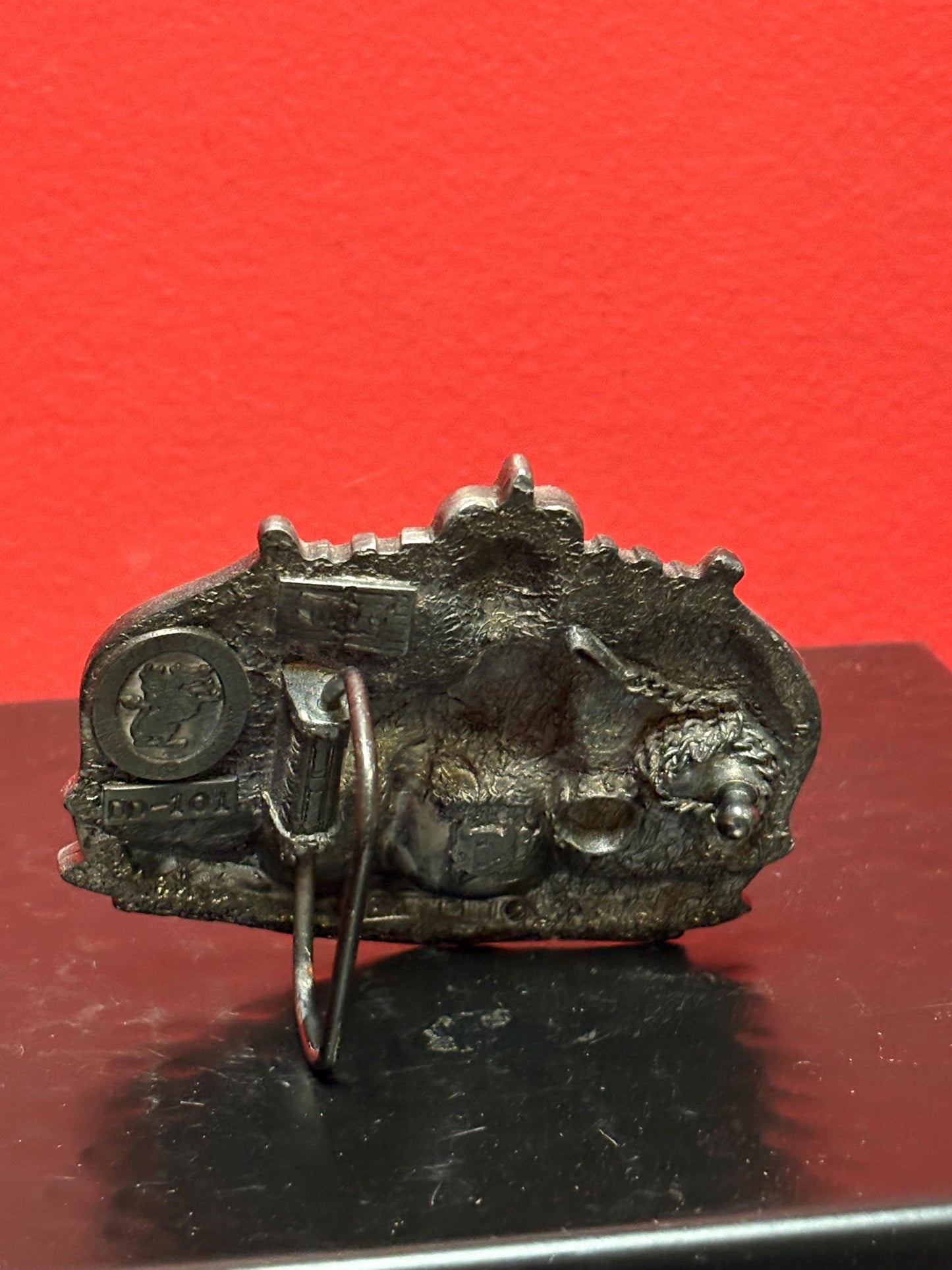 American heavy bulldog spirit belt buckle - 3 inches long  statement piece