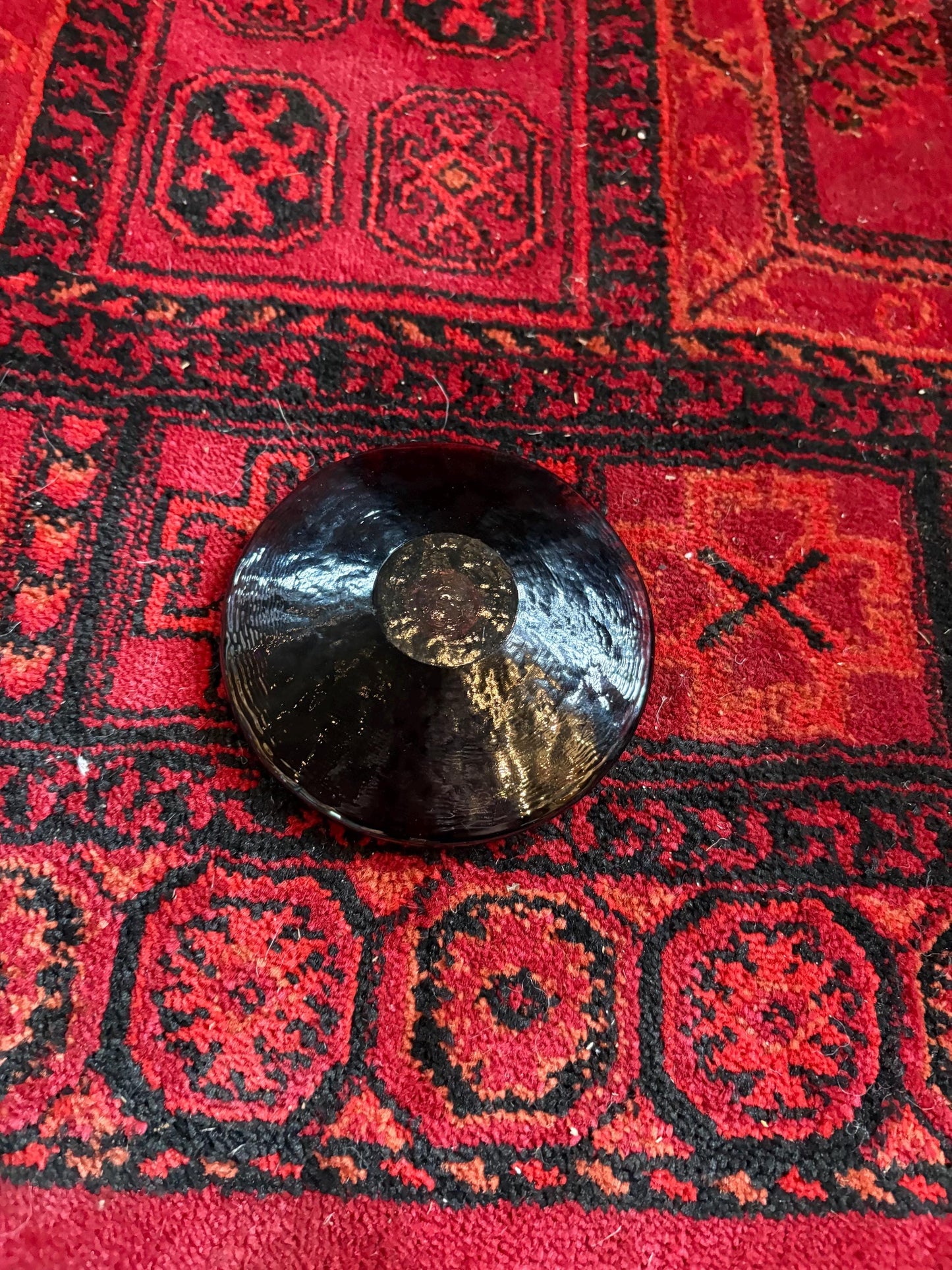 Stunning indigenous first nations Roy Vickers signed etched glass candle holder  great gift - 4 x 1 high