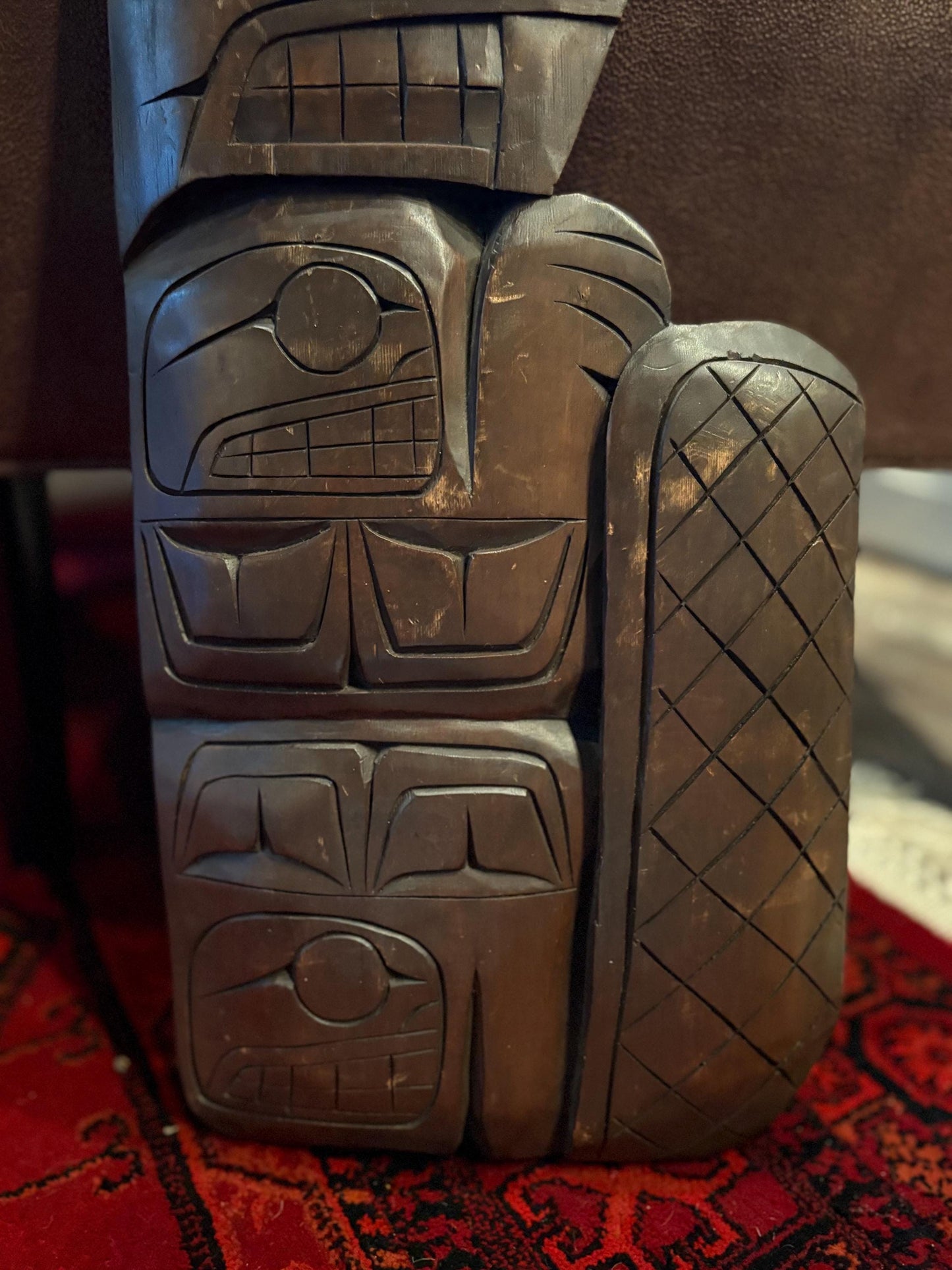 Stunning 20 x 9 wide indigenous first Pacific Northwest Coast Dale Brown Beaver transformation plaque - amazing value and ready to hang