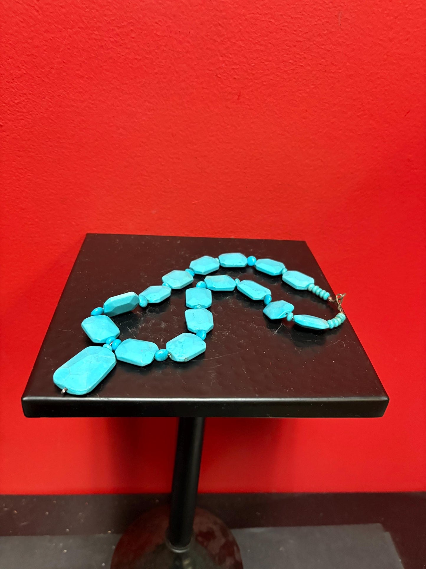 Lovely approximately 20 inch turquoise necklace at great value
