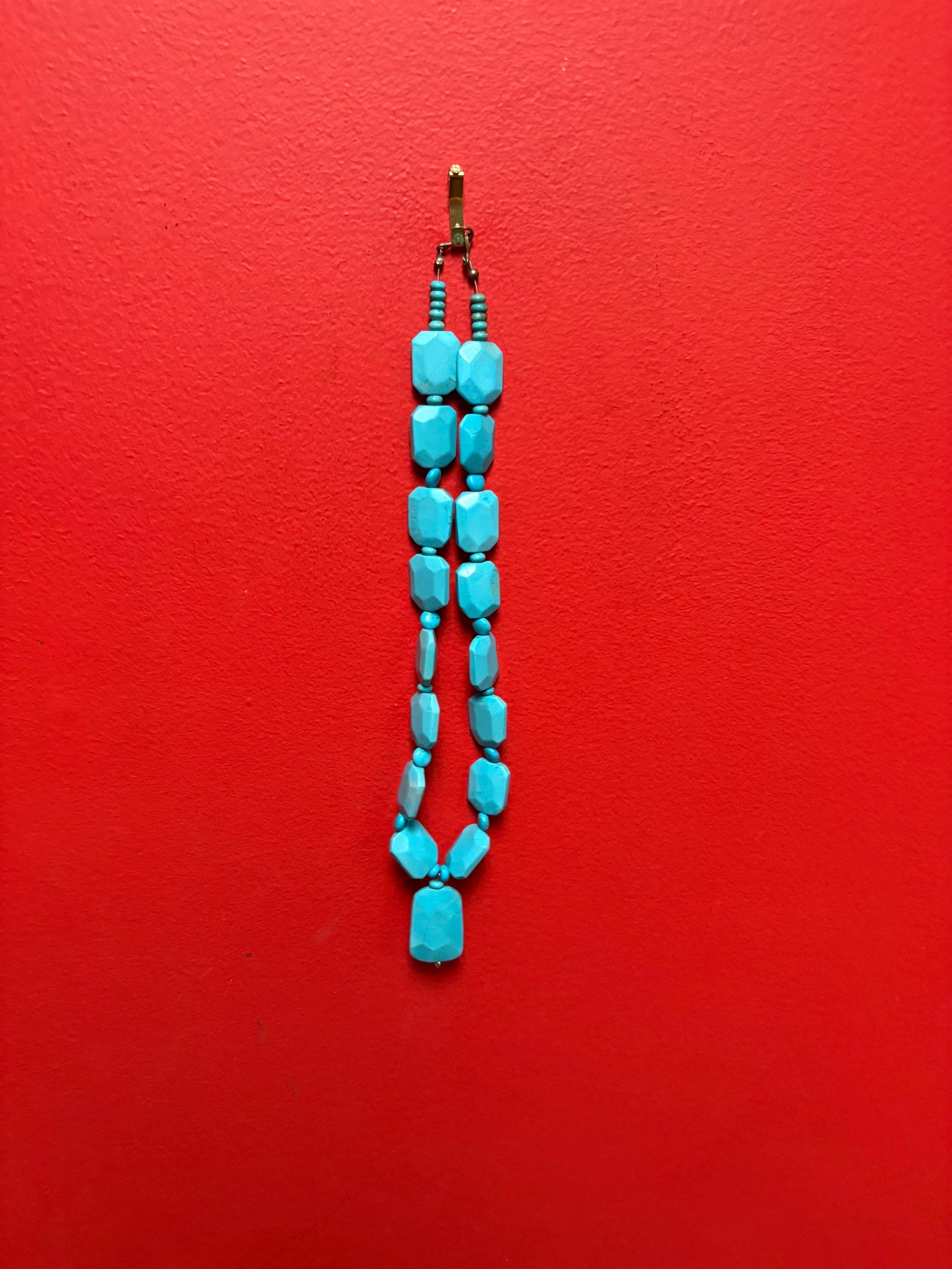Lovely approximately 20 inch turquoise necklace at great value